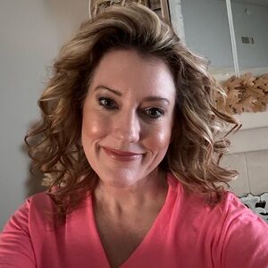 Meet your Posher, Noelle